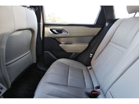 Used 2023 Land Rover Range Rover Velar R-Dynamic S image 13