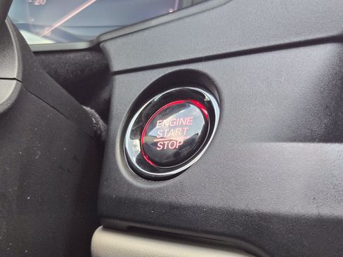 Certified 2025 Honda Accord SE image 17