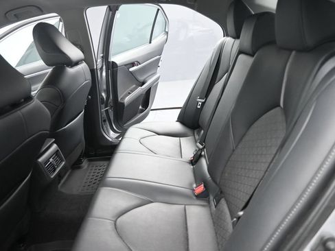 Used 2024 Toyota Camry XSE FWD image 16