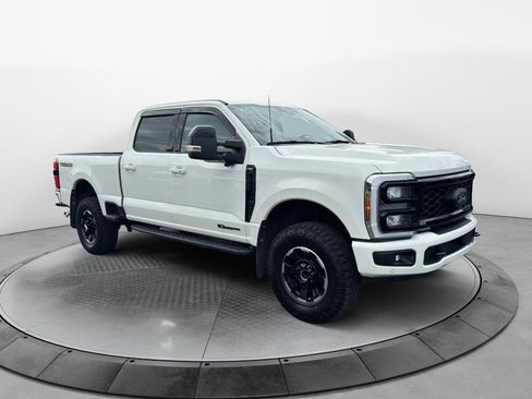 Used 2026 Ford F350 Lariat w/ Tremor Off-Road Package AWD/4WD image 8
