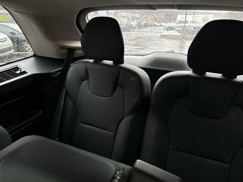 Used 2023 Volvo XC90 B6 Plus w/ Protection Package image 30