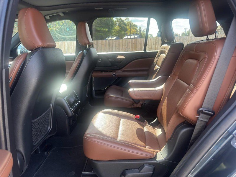Used 2021 Lincoln Aviator Reserve w/ Equipment Group 201A AWD/4WD image 10