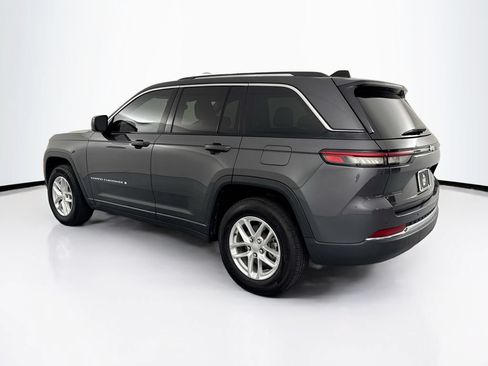 Used 2024 Jeep Grand Cherokee Laredo X RWD image 7