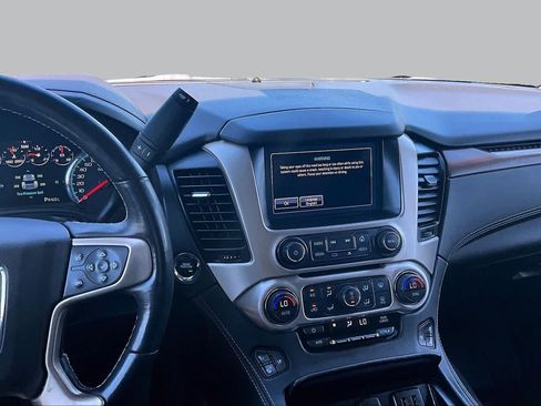 Used 2019 GMC Yukon Denali w/ Denali Ultimate Package AWD/4WD image 6