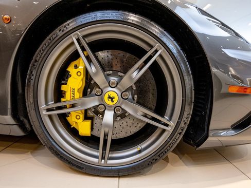 Used 2014 Ferrari 458 Speciale Coupe RWD image 22