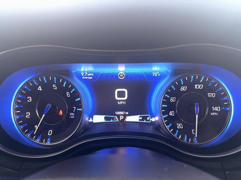 Used 2020 Chrysler 300 Limited image 15