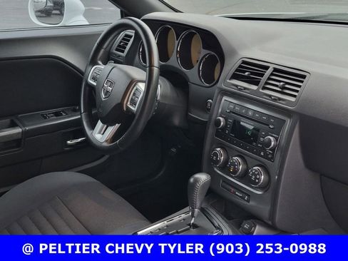 Used 2013 Dodge Challenger R/T w/ Electronics Convenience Group RWD image 11