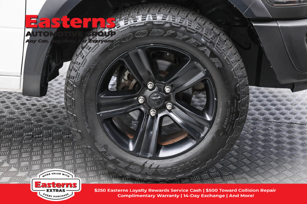 Used 2022 RAM 1500 Warlock AWD/4WD image 32