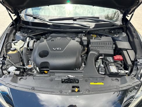 Used 2023 Nissan Maxima SR w/ Sport Mat Group FWD image 25