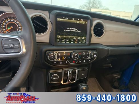Used 2023 Jeep Gladiator Overland image 13
