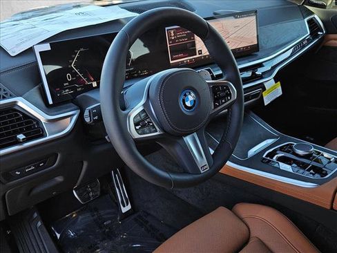 New 2026 BMW X5 xDrive50e w/ M Sport Package image 3