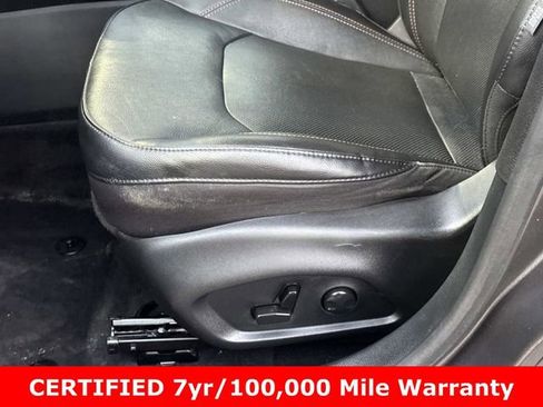 Certified 2022 Jeep Compass Limited image 19