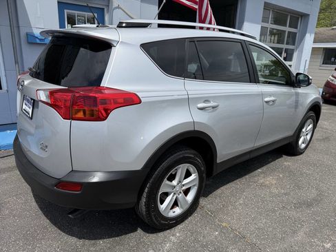 Used 2014 Toyota RAV4 XLE AWD/4WD image 7