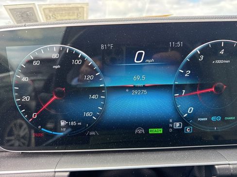 Used 2023 Mercedes-Benz GLE 450 4MATIC image 3