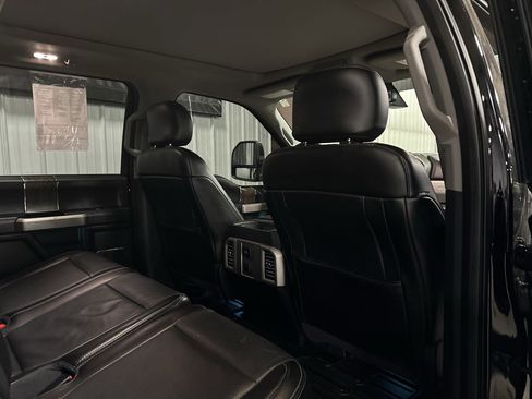 Used 2017 Ford F250 Lariat w/ Lariat Ultimate Package image 31