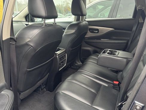 Used 2018 Nissan Murano SL w/ Moonroof Package image 8