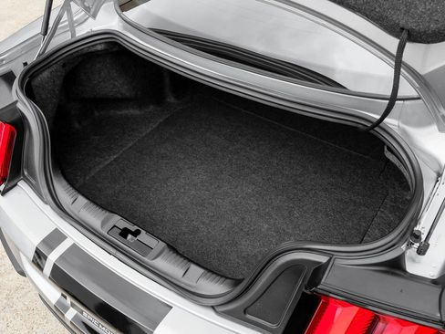 Used 2022 Ford Mustang GT RWD image 52