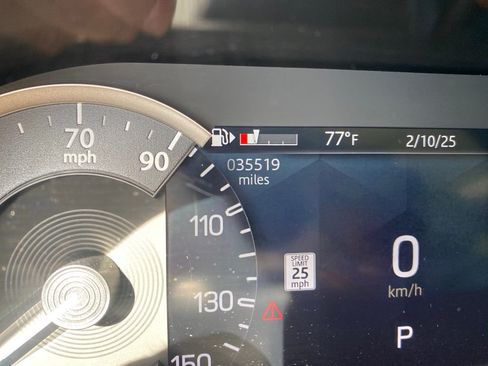 Used 2023 Land Rover Defender 110 S image 8