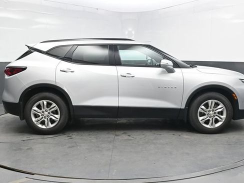 Used 2021 Chevrolet Blazer LT AWD/4WD image 9