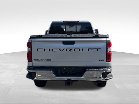 Used 2020 Chevrolet Silverado 2500 LTZ w/ LTZ Plus Package AWD/4WD image 5