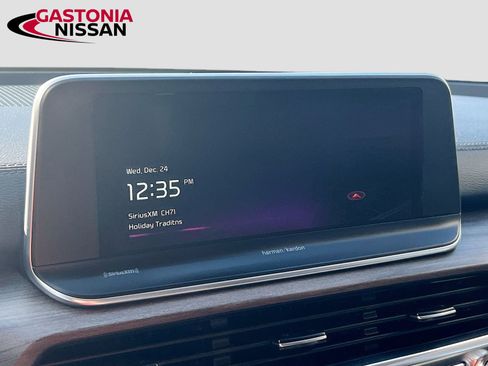 Used 2022 Kia Telluride SX w/ Towing Package image 19