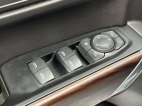 Used 2020 GMC Sierra 1500 SLT w/ SLT Premium Package image 13