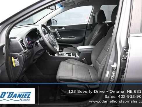 Used 2018 Kia Sportage LX AWD/4WD image 25