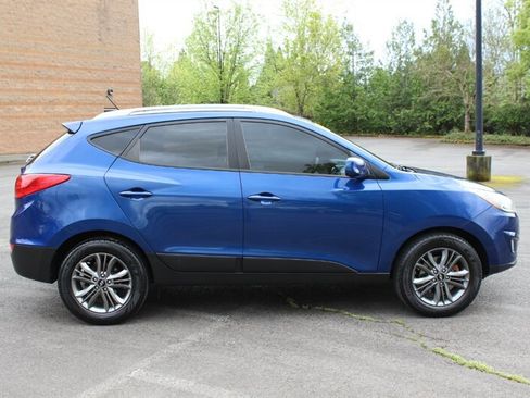 Used 2015 Hyundai Tucson SE AWD/4WD image 5
