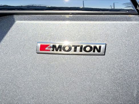 Used 2021 Volkswagen Atlas SEL Premium image 10