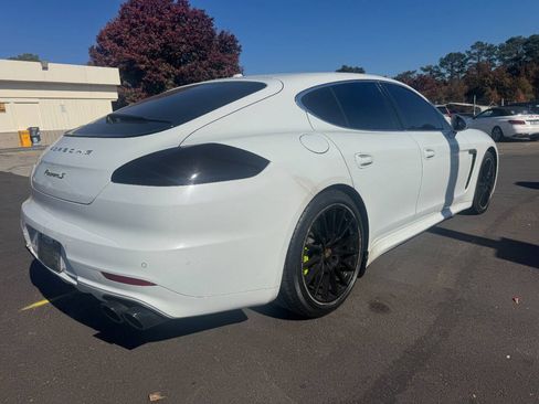 Used 2016 Porsche Panamera S RWD image 5