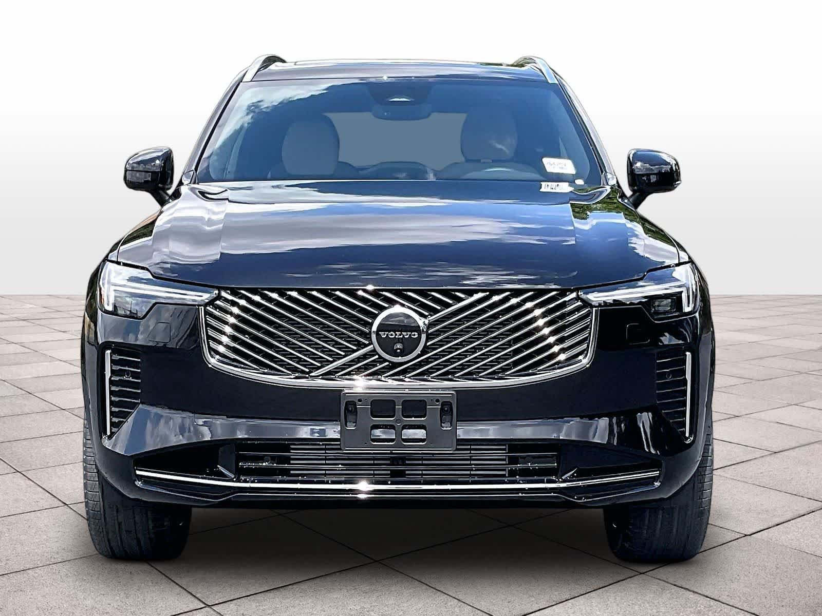 New 2026 Volvo XC90 T8 Plus w/ Protection Package Premier AWD/4WD image 5