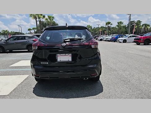 Used 2025 Nissan Kicks Play S FWD image 31