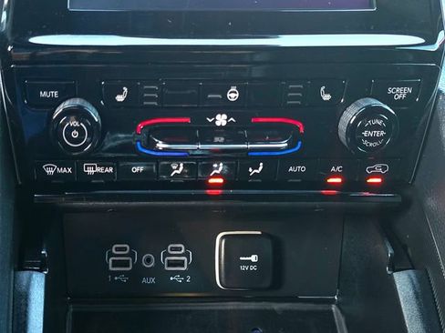 Certified 2024 Jeep Grand Cherokee L Altitude image 15