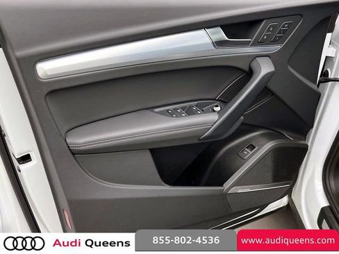 Certified 2025 Audi Q5 2.0T Premium Plus w/ Premium Plus Package AWD/4WD image 15
