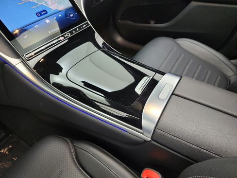 Certified 2026 Mercedes-Benz GLC 300 4MATIC image 11