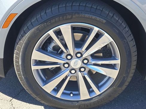 Used 2025 Cadillac XT5 Premium Luxury w/ Technology Package image 8