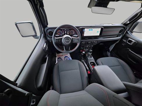 Used 2024 Jeep Gladiator Rubicon w/ Technology Group image 16