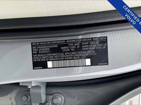 Used 2025 Volvo XC60 T8 Plus w/ Protection Package Premier image 42