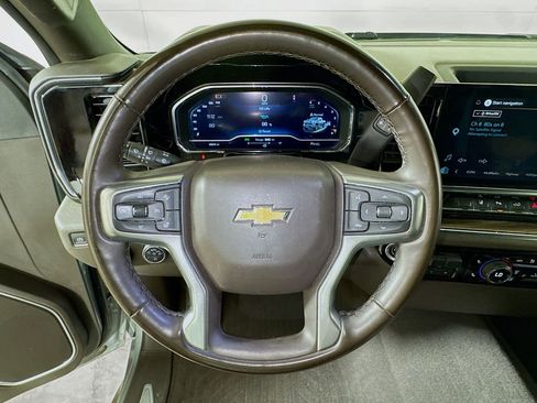 Used 2024 Chevrolet Silverado 2500 LT w/ Texas Edition AWD/4WD image 9