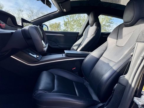 Used 2021 Tesla Model S Long Range image 11