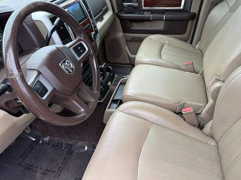 Used 2011 RAM 2500 Laramie w/ Cold Weather Group AWD/4WD image 8