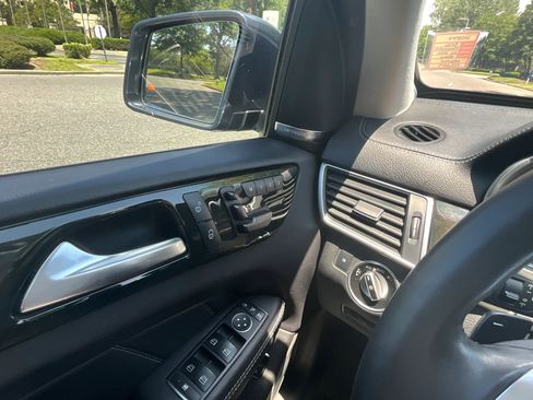 Used 2016 Mercedes-Benz GL 320 BlueTEC 4MATIC image 29