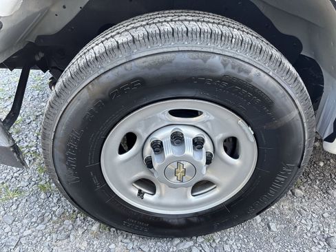 New 2025 Chevrolet Express 2500 w/ Driver Convenience Package image 13