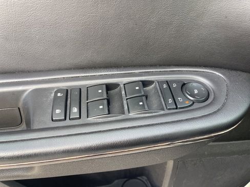 Used 2014 GMC Acadia Denali image 25