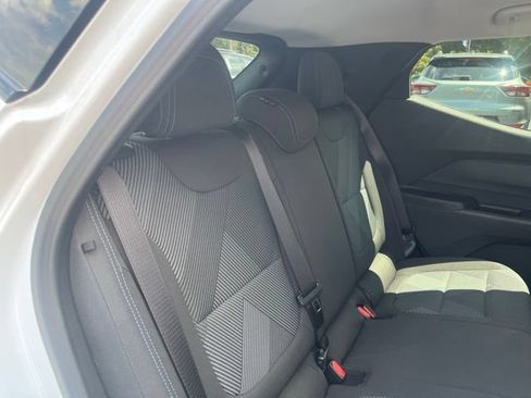 Used 2027 Chevrolet Bolt LT FWD image 19