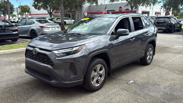 Used 2024 Toyota RAV4 XLE w/ Convenience Package FWD image 3