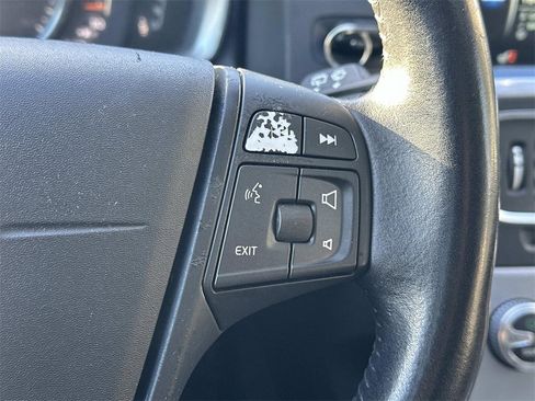 Used 2017 Volvo V60 T5 Cross Country w/ Convenience Package image 24