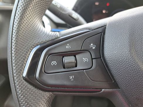 Used 2025 Chevrolet Trax LT image 14