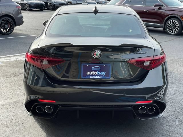 Used 2021 Alfa Romeo Giulia Quadrifoglio RWD image 13