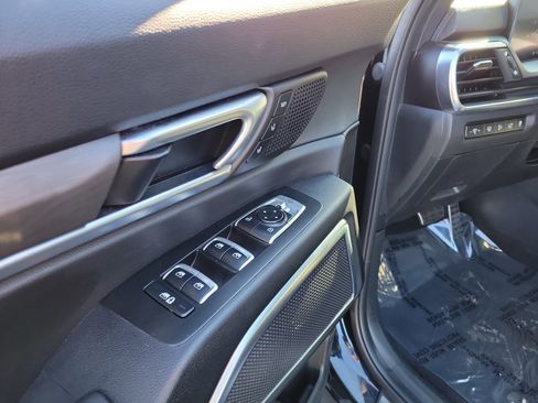 Used 2023 Kia Telluride SX Prestige X-Line image 18